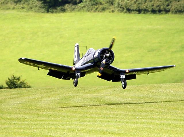 warbirdtreffen-corsair (12).jpg